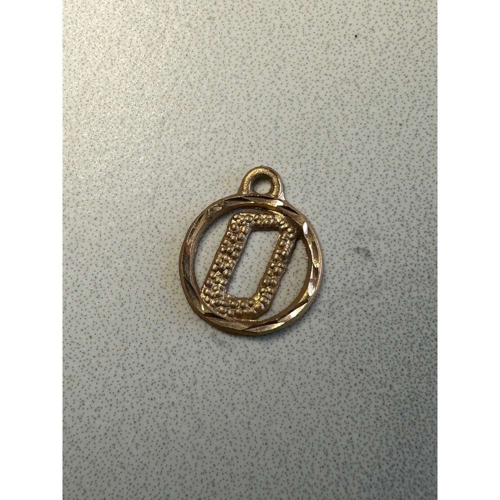 10k Yellow Gold Initial Letter D Charm Pendant Diamond Cut Textured 0.23g